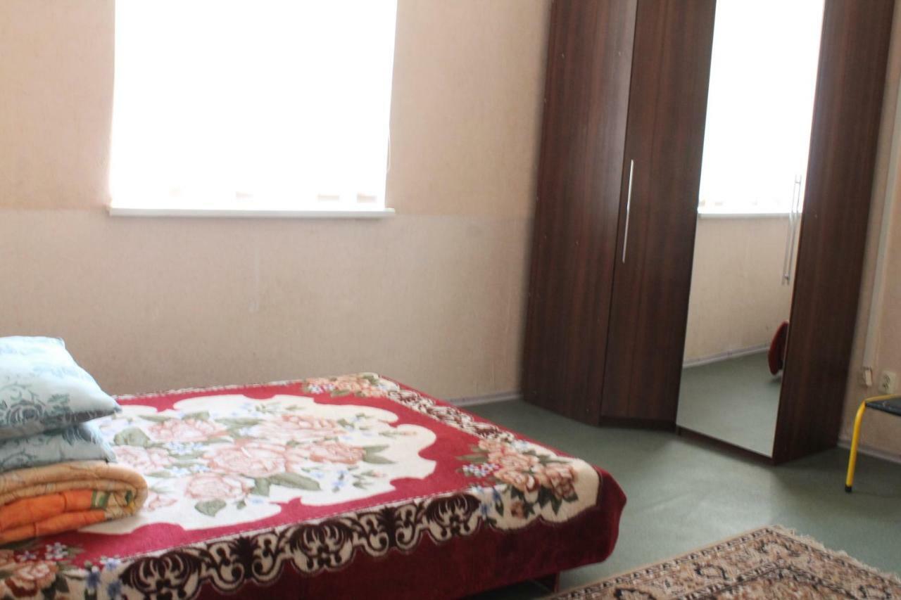 Hostel Zaporizhia Buitenkant foto